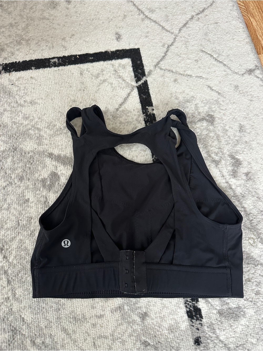 lululemon athletica Black Support Sports Bra with Back Hook Closure